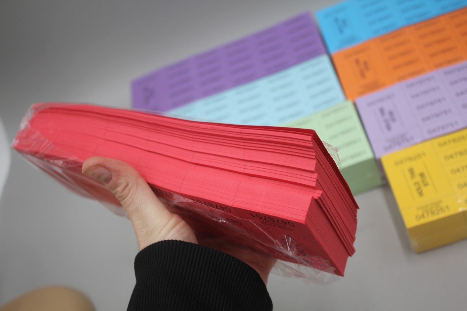 Kosiz 2000 Sheets Raffle Ticket 25 Bid Chinese Auction Tickets Multicolor Fun