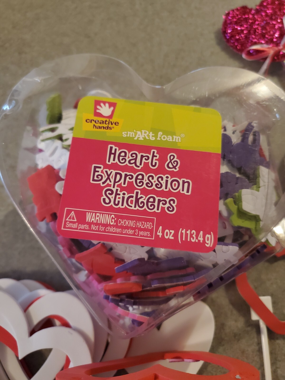 Valentine’s Day Party Set – Crafts & Picture Props (party favors Picture Frames)