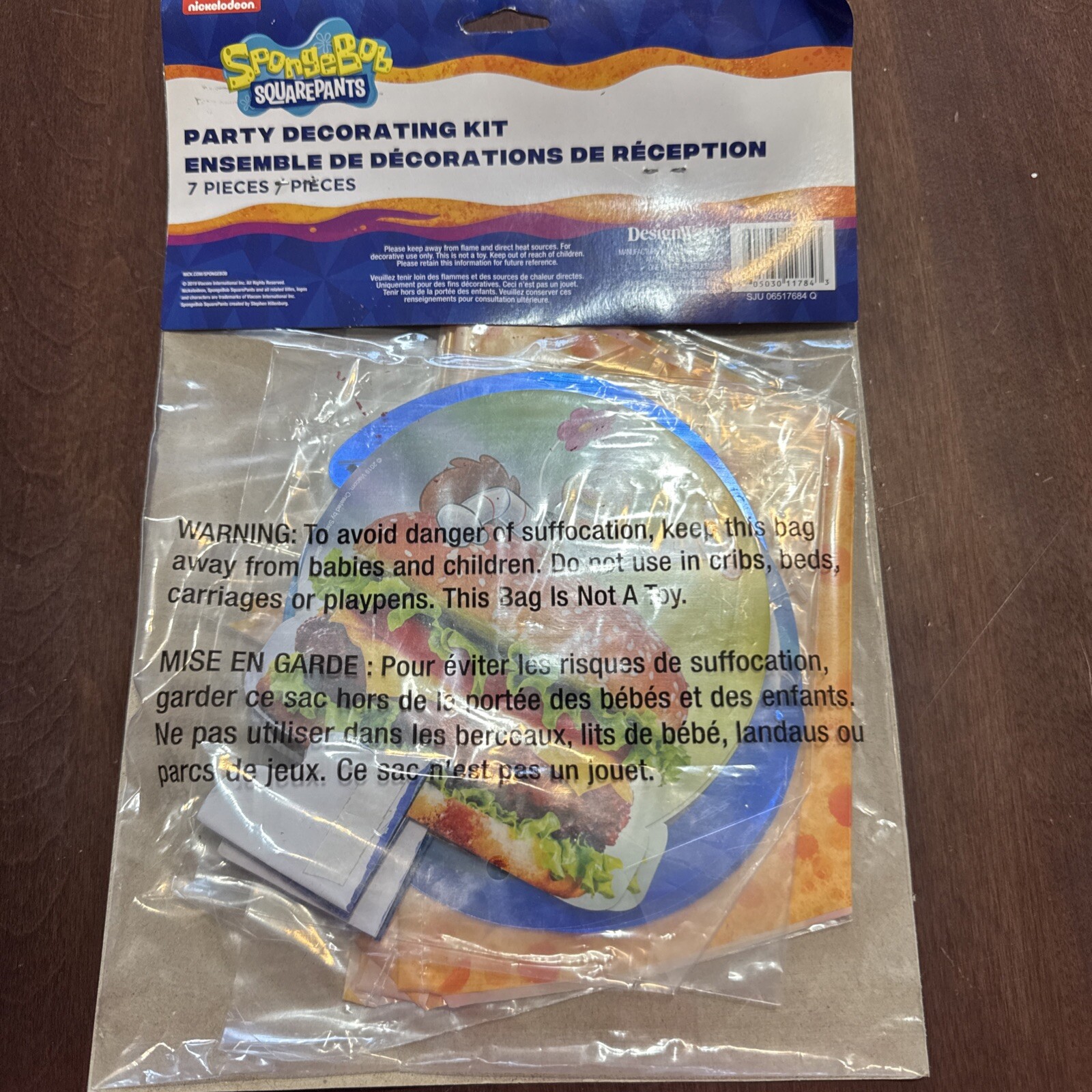 Nickelodeon DesignWare SpongeBob Squarepants Party Decorating Kit – 7 Piece -New