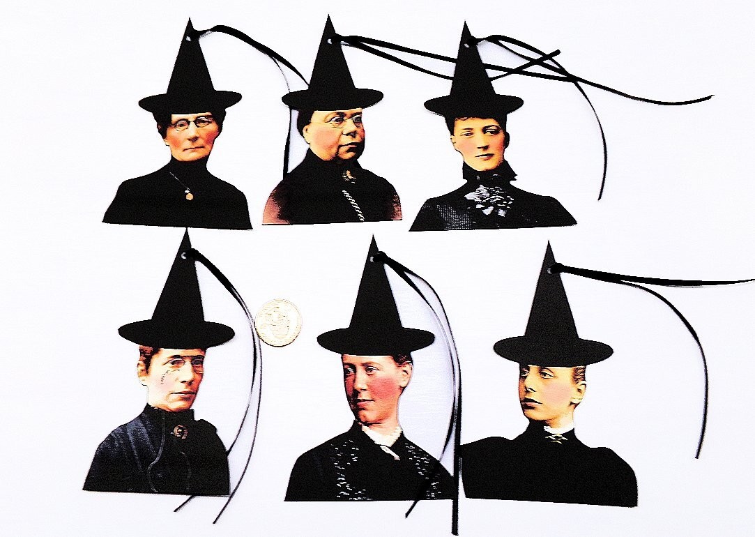 6-Halloween-Primitive-Witch-Vintage-Fussy Cut-Ornaments