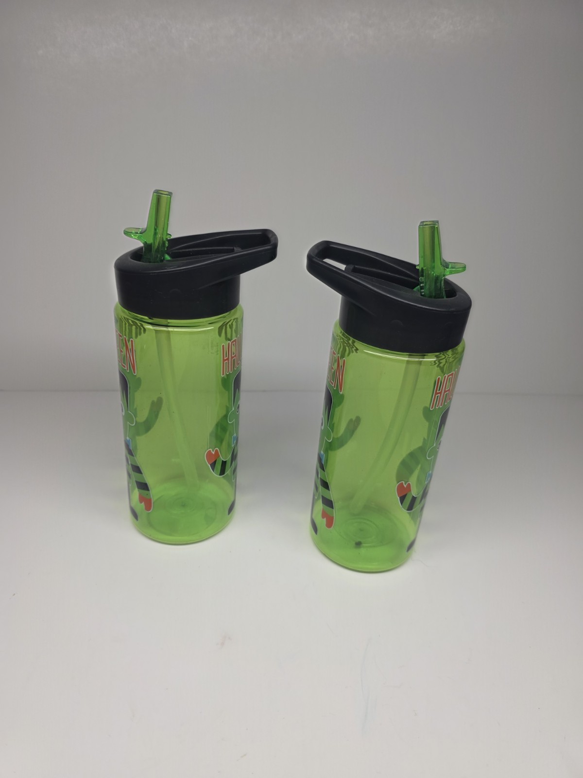 Halloween Drinking Cups with Flip Up Straws Set of 2 Frankenstein Screw On Lid