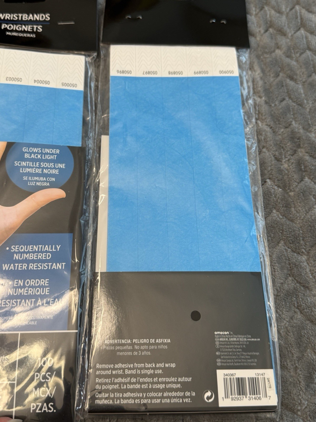 Solid Blue Wristbands 400 Pack Secure Sequentially Numbered Glow Black NEW