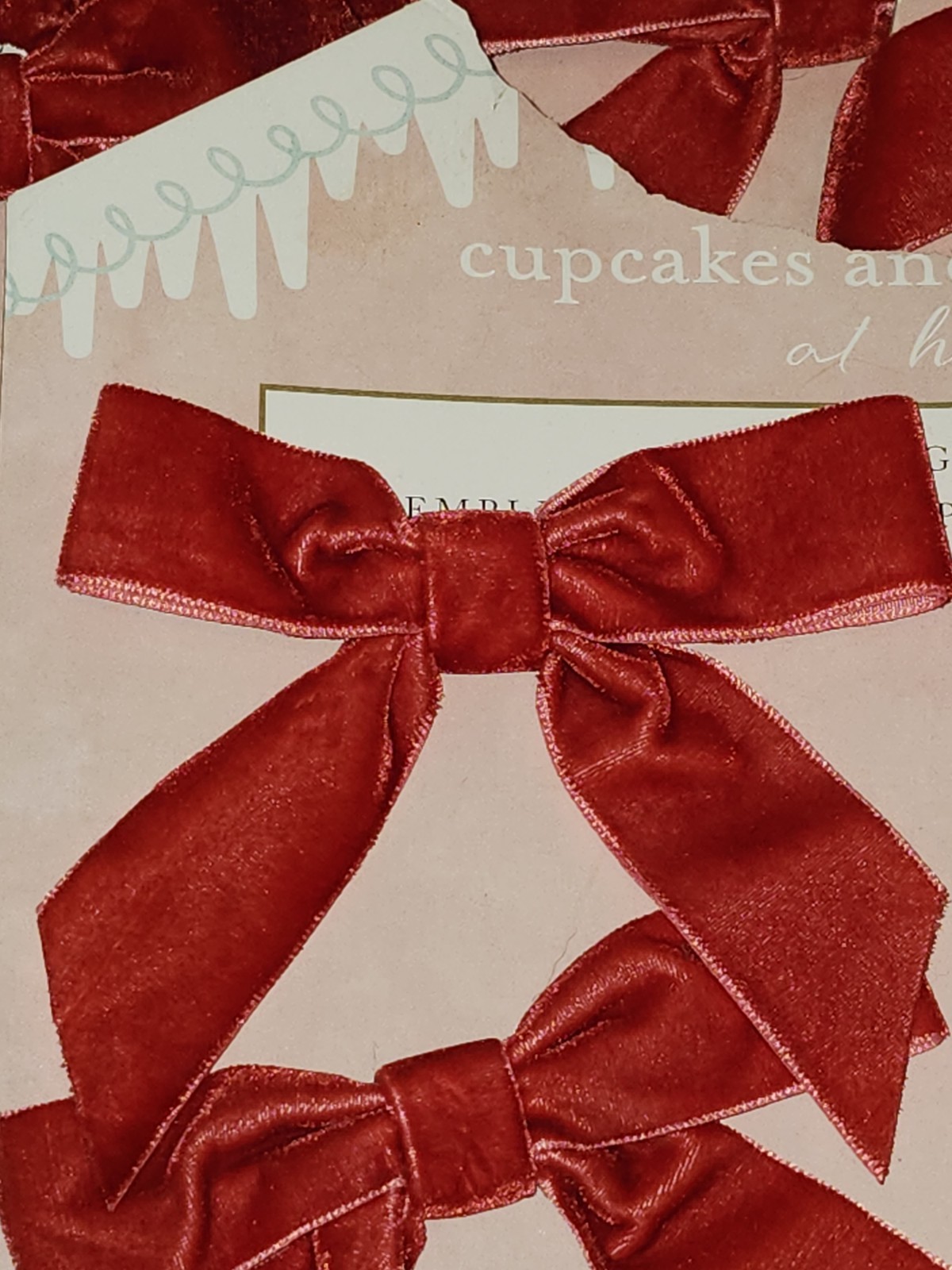 Cupcakes And Cashmere Red Velvet Gift Decor Bows Lot Of 48 Christmas Holiday NEW