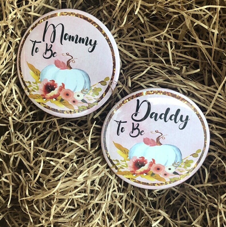 Pumpkin/pumkin baby shower/ mommy to be/ pumpkin decoration/pins buttons/ baby