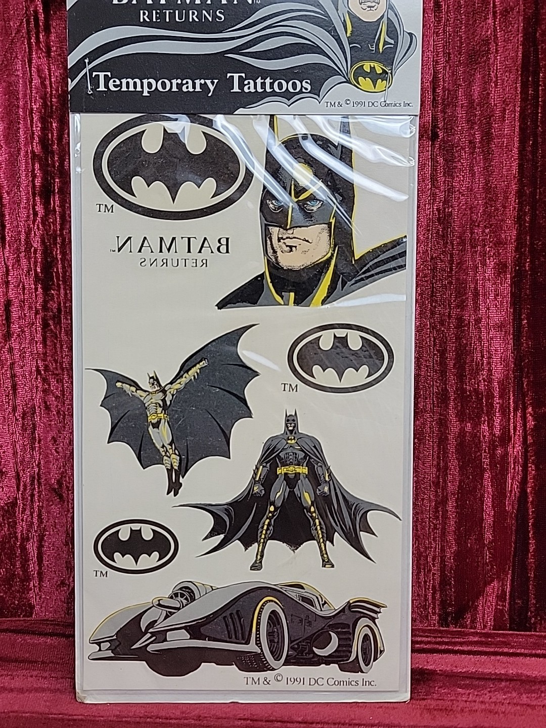 1991 SEALED PACKAGE 1 SHEET ASSORTED BATMAN RETURNS TEMPORARY TATTOOS SUPEHERO